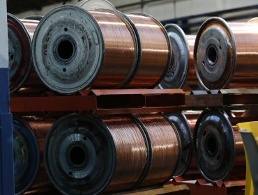 Producción de cobre anotó en mayo su peor caída mensual en más de seis años