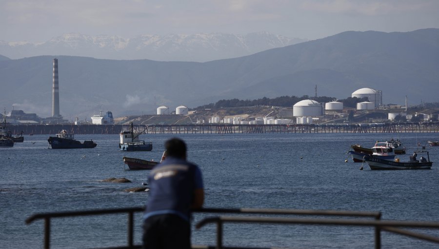 Consejo de Ministros aprueba normas secundarias de calidad del agua y sedimentos para la bahía de Quintero - Puchuncaví