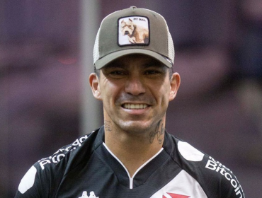 Gary Medel llega a Brasil para sumarse oficialmente al Vasco da Gama