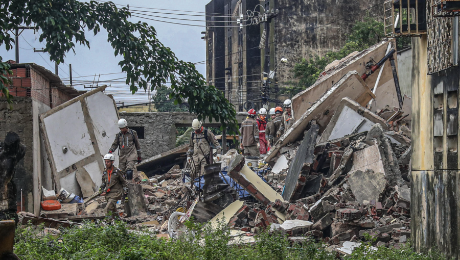 Aumentan a 14 los fallecidos por el derrumbe de un edificio en Brasil