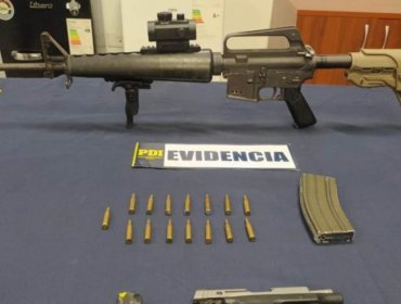 Hombre que intentaba comercializar un fusil de guerra fue detenido en Puente Alto