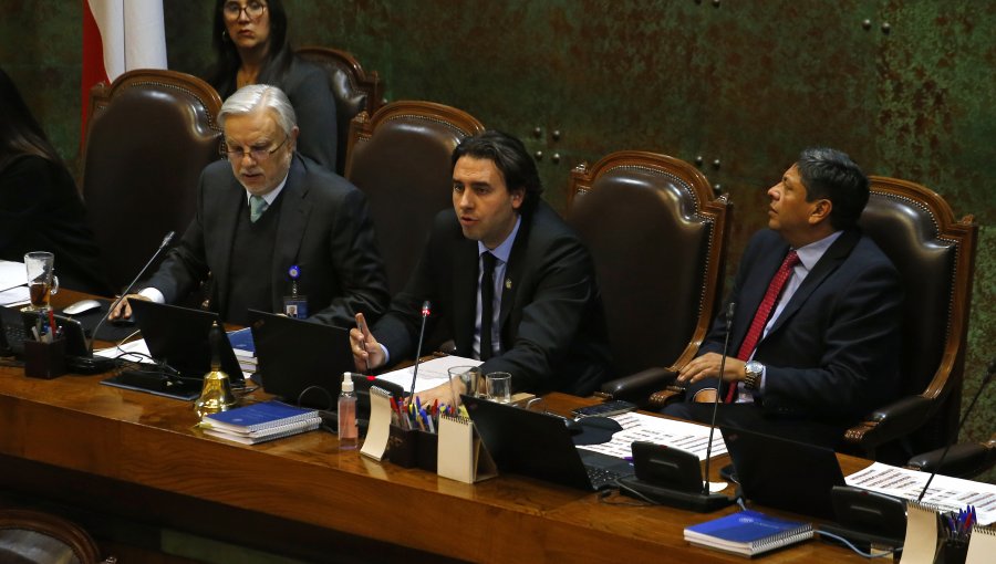 Cámara de Diputados aprobó la renuncia de la mesa directiva encabezada por Vlado Mirosevic