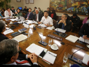 Luego de polémica sesión, diputados aprobaron primeros artículos de la reforma previsional