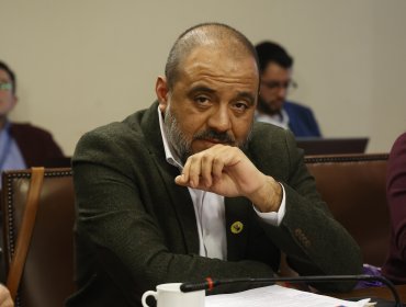 Acusación constitucional al Ministro de Educación: oposición tendría 71 votos y todo dependerá de la asistencia a la sala