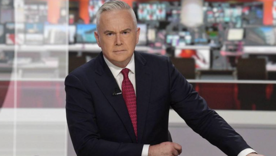 Huw Edwards es identificado como el presentador de la BBC acusado de comprar fotografías sexuales a un menor de edad