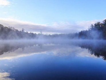 El lago en Canadá identificado como la zona cero del Antropoceno, la época definida por el impacto humano en la Tierra