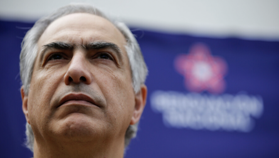 Luego de fracaso en acusación constitucional, presidente de RN Francisco Chahuán solicitó "una reunión de urgencia a Chile Vamos"