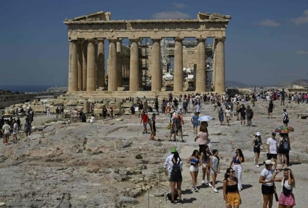 Ola de calor extremo en Europa obliga a cerrar por cinco horas la Acrópolis de Atenas