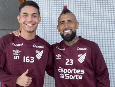 Arturo Vidal se sometió a exámenes físicos y comenzará a entrenar con el A. Paranaense