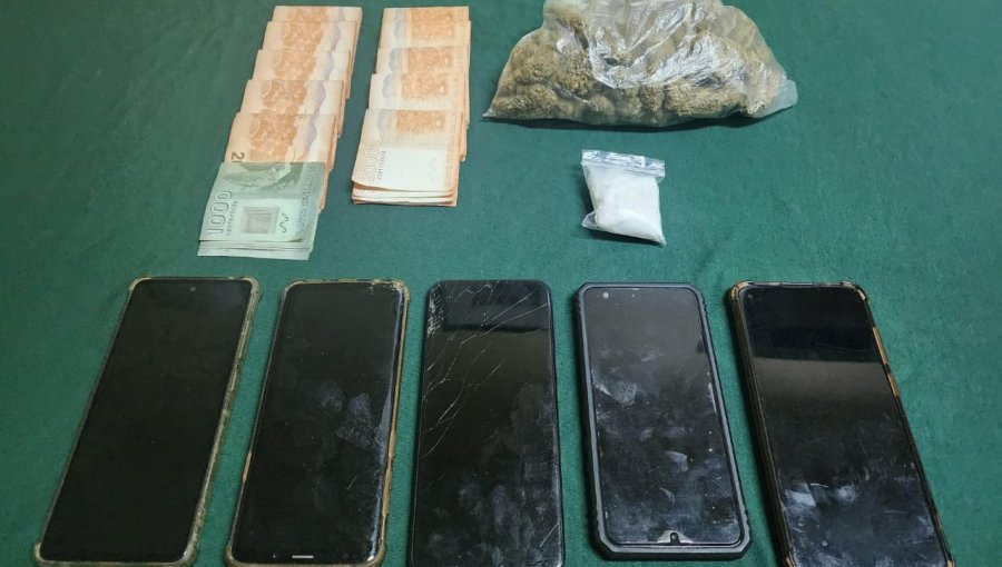 Detienen a dos sujetos que intentaron sobornar a carabineros con $500.000 en Hijuelas