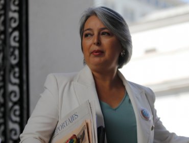 Ministra Jara por reforma previsional: “Nadie les va a quitar el 10%”