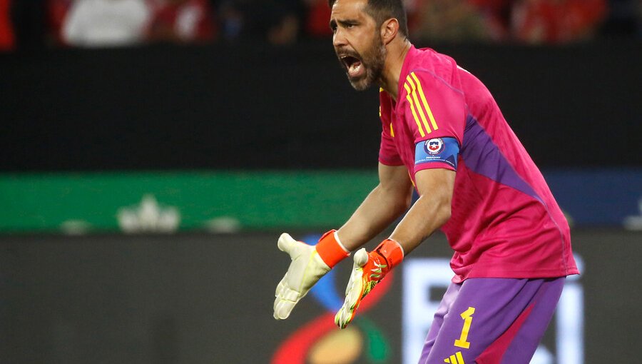 Claudio Bravo recibió tres goles en 15 minutos en agónica derrota del Real Betis