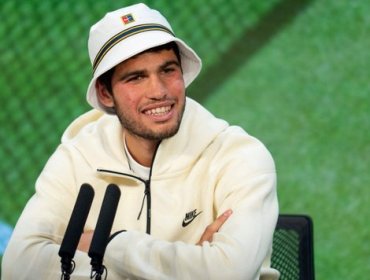 Tenis: Carlos Alcaraz derrotó a Novak Djokovic y conquistó Wimbledon por primera vez