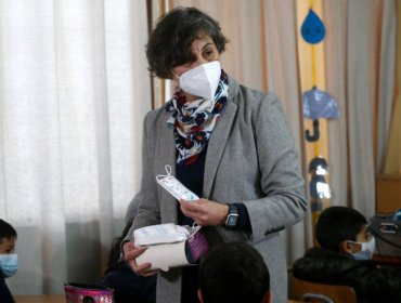 Luego del retorno a clases, Ministra de salud estima "poco probable" extender alerta sanitaria