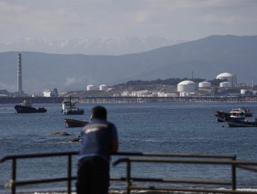 Otras 13 personas debieron acudir a la red asistencial por casos asociados a contaminación ambiental en Quintero