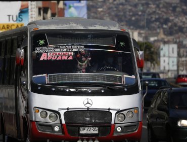 Empresa de transportes pide a Contraloría que invalide asignación por trato directo a servicio de buses en Quilpué y Villa Alemana