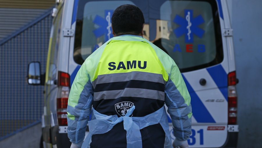 Con lesiones resultó hombre tras caer desde tres metros de altura en su vivienda en Valparaíso