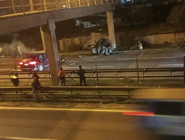 Accidente vehicular de alta energía deja dos personas fallecidas y un lesionado grave en la ruta 5 Norte en La Calera