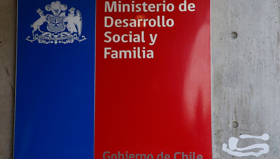 Ministerio de Desarrollo Social asegura tener total "disposición a entregar toda la información" sobre Caso Convenios