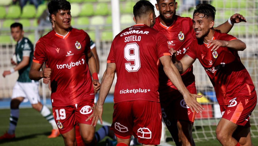 Deportes La Serena venció a Rangers y volvió a lo más alto del torneo de Ascenso