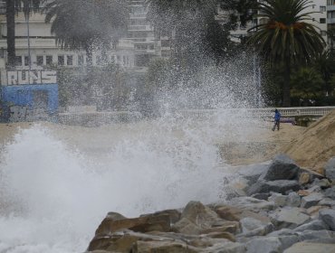 Marejadas en la región de Valparaíso podrían ser efecto del Fenómeno de El Niño