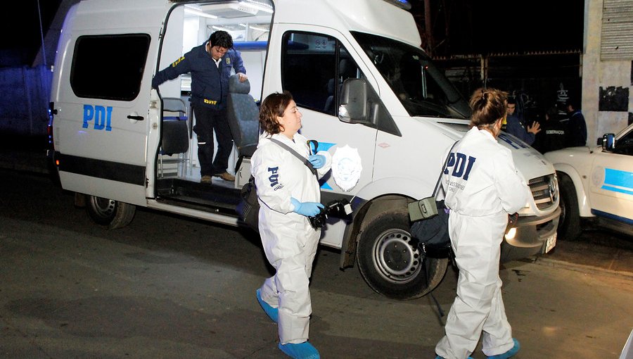 Hombre se encuentra en estado grave al ser apuñalado por defenderse de robo en Santiago centro