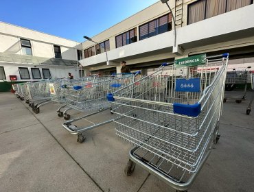 Incautan otros 48 carros robados desde supermercados en Valparaíso: son utilizados por el comercio ambulante porteño