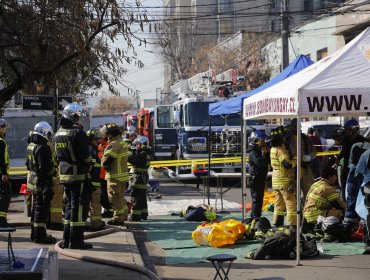 Presunto suicidio por consumo de cianuro provocó la evacuación de una feria libre en Santiago