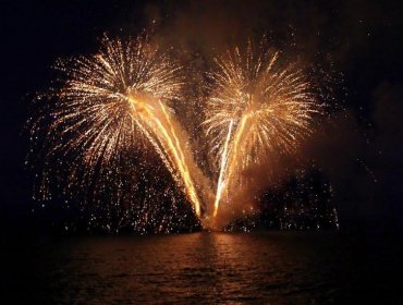 Año Nuevo en Valparaíso tendrá un show de fuegos artificiales acompañado de música: Concejo adjudica contrato a firma colombiana