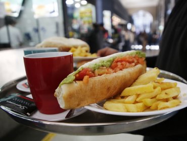 Ventas de servicio de comida rápida registra alza del 9,2% en el segundo trimestre del año