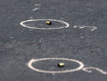 Balacera en playa Las Torpederas de Valparaíso deja a tres personas heridas: dos fueron trasladados al hospital y una es buscada