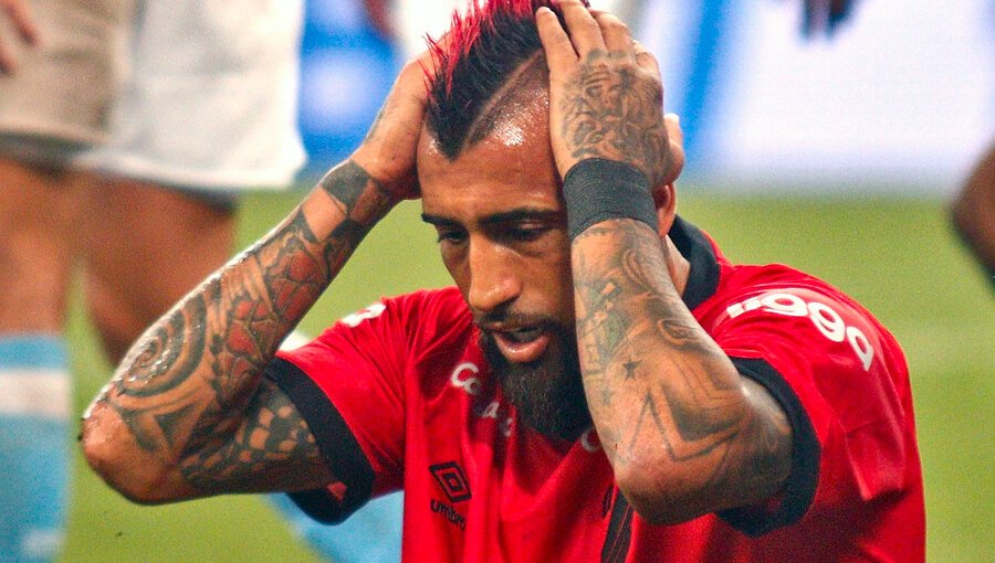 Arturo Vidal sufrió su primer fracaso con Athletico Paranaense tras eliminación en Libertadores