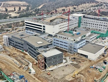 Calle El Abanderado: La nueva crisis que deja en total incertidumbre el futuro del Hospital Provincial Marga Marga