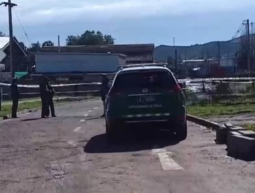 Hallan cadáver en bolsas de basura y amarrado con alambres en la vía pública de Renca