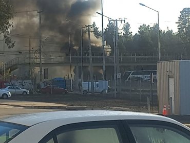 Barricadas de pobladores de toma de Placilla originan kilométrica congestión en la ruta 68