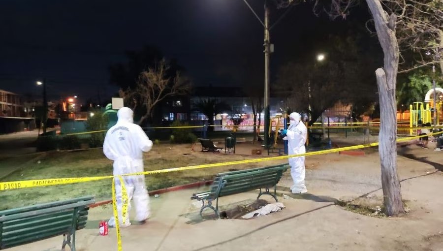 Cuarto homicidio en menos de 24 horas en la región Metropolitana: Hombre fue asesinado a disparos en Recoleta