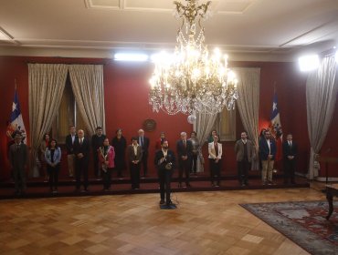 Nuevo gabinete del presidente Boric quedó formado por 13 mujeres y 11 hombres tras ajuste ministerial