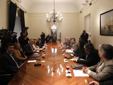 Tras reunión con Chile Vamos: Gobierno anunció postergación de indicaciones a reforma previsional