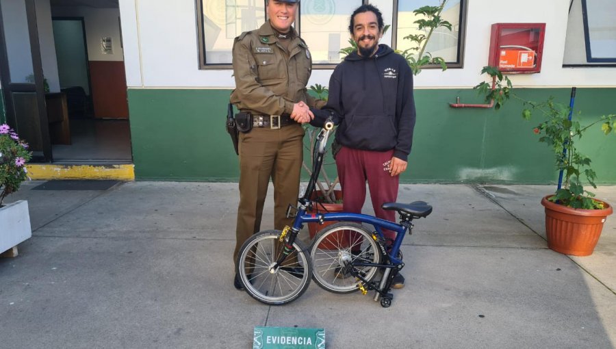 Detienen a dos sujetos por robo de bicicleta en Valparaíso: había sido empeñada en sucursal de la “Tía Rica”