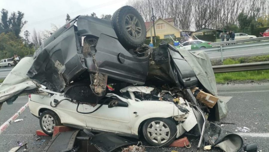 Cuatro muertos deja violento accidente de tránsito entre camioneta y automóvil en Parral