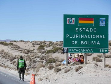 Chile y Bolivia firman acuerdo contra el robo y contrabando de vehículos