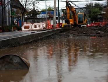 Tras intensas lluvias, registran derrumbe de cerro David Fuentes en Talcahuano