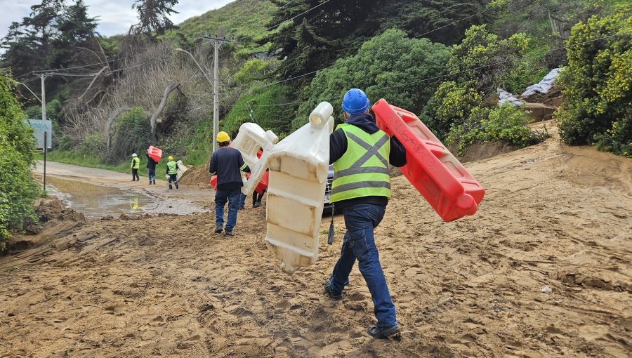 Tránsito entre Reñaca y Concón por la costa seguirá cortado hasta el fin de las lluvias: obras en colector dañado costará $1.000 millones