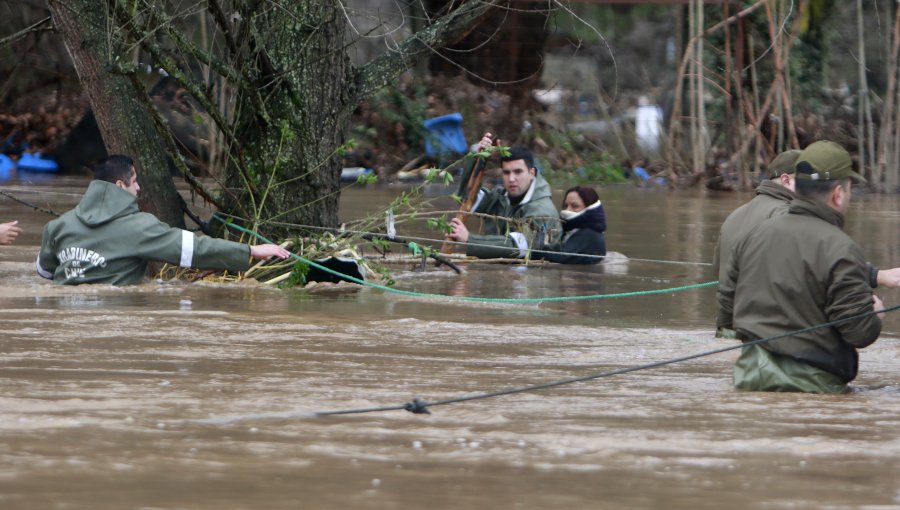 Balance por sistema frontal en la zona centro-sur: 24.922 personas damnificadas, 1.228 albergadas, 42.280 aislados