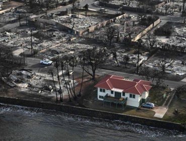 La impresionante imagen de la casa que sobrevivió a los incendios de Maui en Hawái