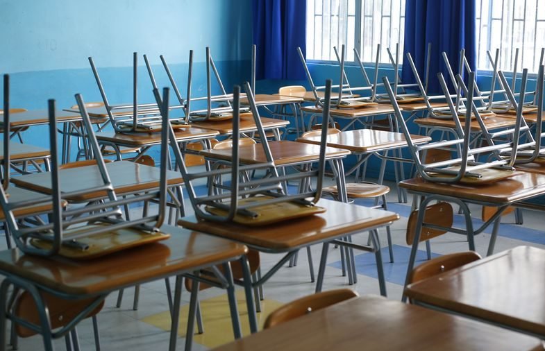 Ministerio de Educación suspendió clases en 64 comunas de las regiones Metropolitana, O’Higgins, Maule y Ñuble