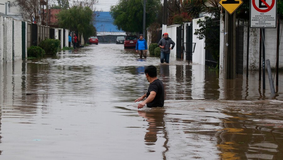 Corrigen cifra de fallecidos por sistema frontal a tres: Cuarta víctima no tenía relación con las fuertes lluvias