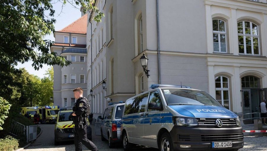 Adolescente apuñaló a niño de ocho años en una escuela de Alemania: agresor se prendió fuego