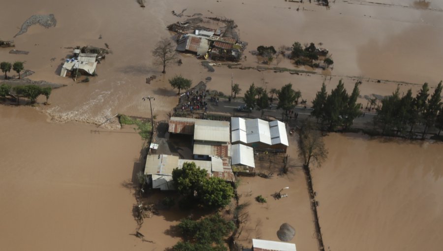 Balance por sistema frontal en la zona centro-sur: 25.094 personas damnificadas, 41.998 aislados y 1.448 albergadas