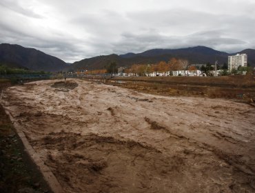 Aguas Andinas declara alerta preventiva por turbiedad en ríos Mapocho y Maipo